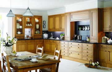 Order your Complete Kitchen - Traditional Heritage Oak  Doors - 4 Year Guarantee