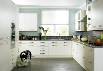 COMPLETE KITCHEN OFFER Urban Oyster Slab Doors - 4 Year Guarantee